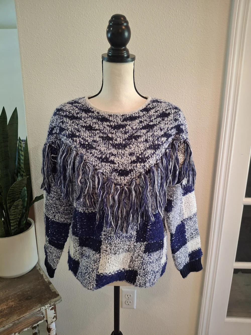 Vintage Inspired Knitz Blue and White Fringe Knit Sweater